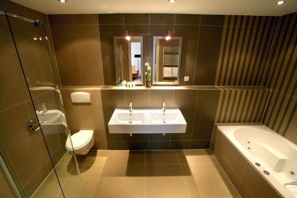Van Der Valk Hotel Hardegarijp - Leeuwarden Экстерьер фото